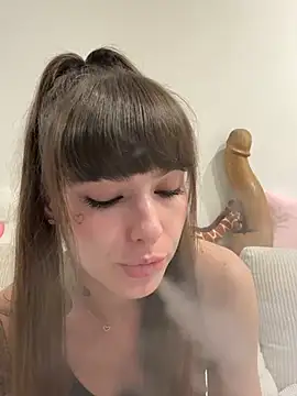 Snapshot of xsugarbabe chatting on May 4, 4:58 pm xsugarbabe online show from May 4, 4:58 pm