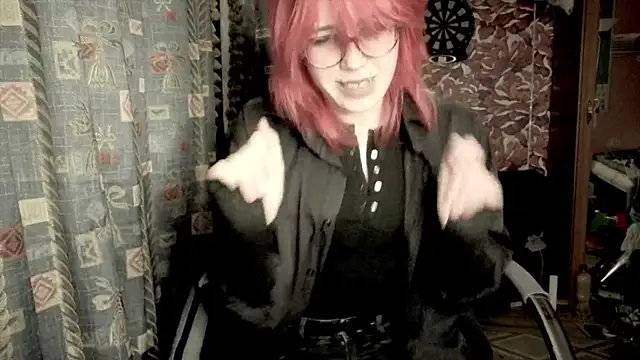 Snapshot of whiny_emo_boi chatting on April 30, 8:57 pm whiny emo boi online show from April 30, 8:57 pm
