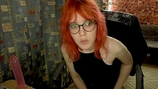 Snapshot of whiny_emo_boi chatting on May 9, 7:41 pm whiny emo boi online show from May 9, 7:41 pm