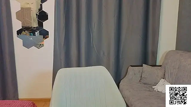 crispinver online show from May 16, 2:19 am