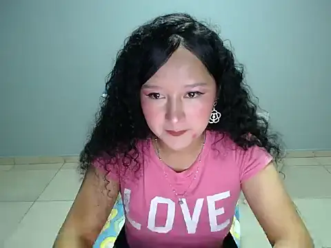 littlelion18 online show from May 24, 6:29 am