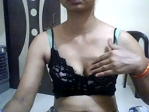 Snapshot of Sonam1186 chatting on April 24, 7:49 pm Sonam1186 online show from April 24, 7:49 pm