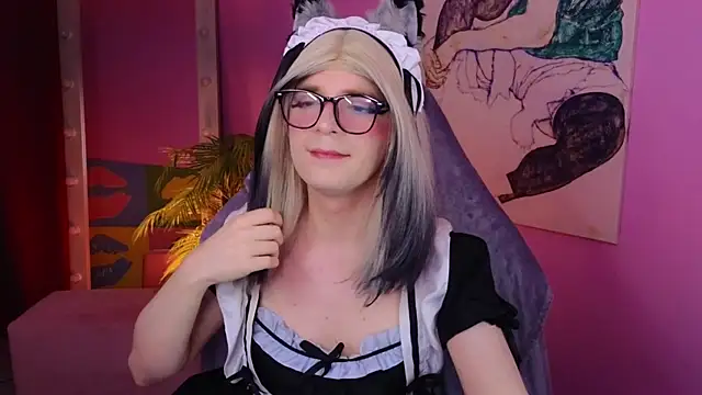FoxIsPuff online show from July 12, 6:04 am