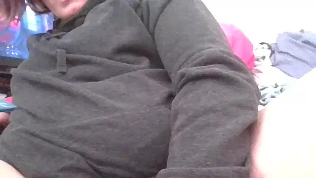 kitty-kitten82 online show from March 24, 5:51 pm