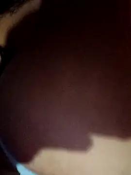 Snapshot of Limoncito300 chatting on March 16, 12:06 am Limoncito300 online show from March 16, 12:06 am