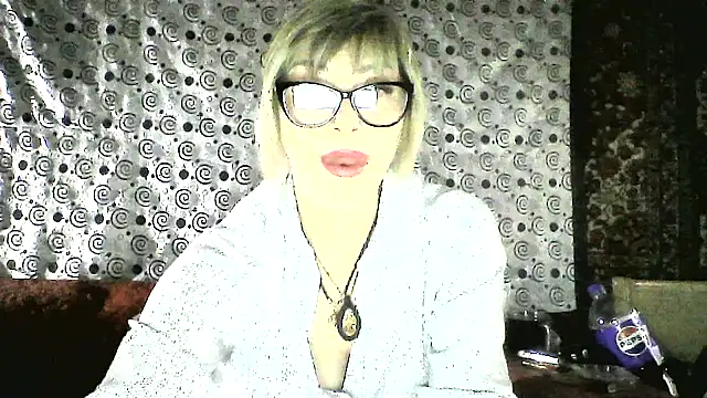 Snapshot of Lia_Rayss chatting on March 19, 8:24 pm Lia Rayss online show from March 19, 8:24 pm