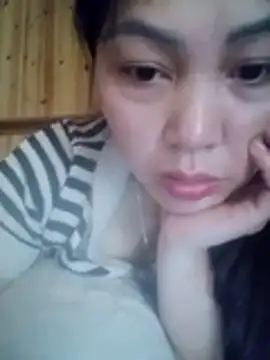 Snapshot of Abi-ni chatting on March 26, 9:48 am Abi-ni online show from March 26, 9:48 am