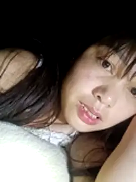 Snapshot of Abi-ni chatting on April 1, 7:00 pm Abi-ni online show from April 1, 7:00 pm