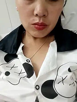 Snapshot of Abi-ni chatting on April 25, 12:41 pm Abi-ni online show from April 25, 12:41 pm