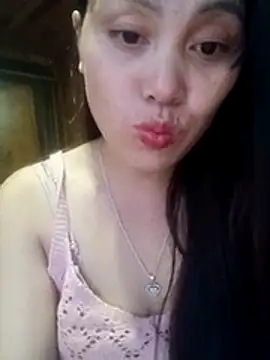 Snapshot of Abi-ni chatting on May 3, 12:27 am Abi-ni online show from May 3, 12:27 am