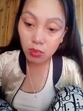 Snapshot of Abi-ni chatting on May 4, 12:50 am Abi-ni online show from May 4, 12:50 am