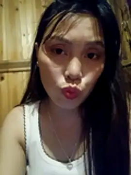 Snapshot of Abi-ni chatting on May 4, 12:56 pm Abi-ni online show from May 4, 12:56 pm
