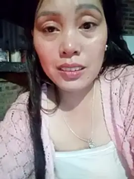 Snapshot of Abi-ni chatting on May 16, 10:41 pm Abi-ni online show from May 16, 10:41 pm
