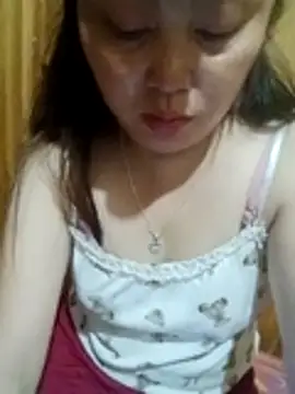 Snapshot of Abi-ni chatting on June 25, 5:17 pm Abi-ni online show from June 25, 5:17 pm