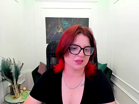 AmeliaDateri online show from May 28, 7:55 pm