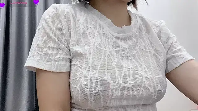 Snapshot of Ryo-Jisoo chatting on April 12, 9:14 am Ryo-Jisoo online show from April 12, 9:14 am