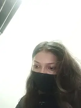 Candyy crushh online show from May 14, 8:54 am