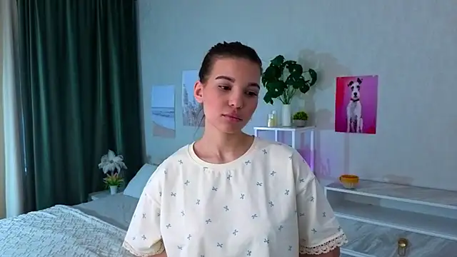 Snapshot of LatashaTarr chatting on March 23, 1:09 am LatashaTarr online show from March 23, 1:09 am