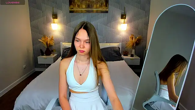 Snapshot of Sofa_Vleifo chatting on March 27, 1:22 am Sofa Vleifo online show from March 27, 1:22 am