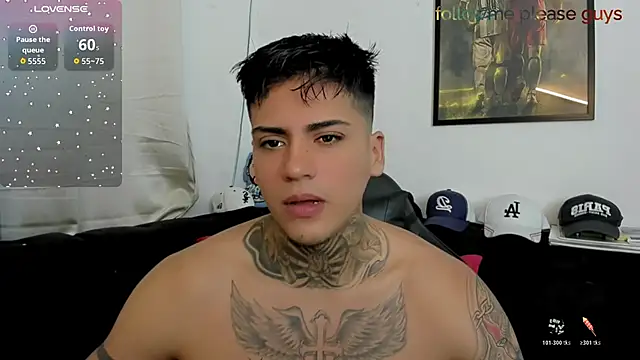 Snapshot of sweetlatinoboy chatting on April 12, 10:31 am sweetlatinoboy online show from April 12, 10:31 am