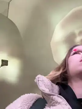 Snapshot of Lady_Mia69 chatting on March 25, 2:56 pm Lady Mia69 online show from March 25, 2:56 pm