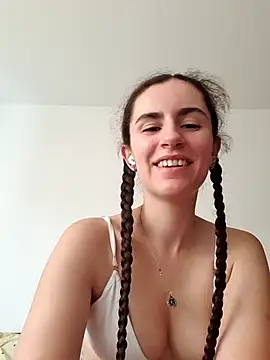 Snapshot of starlight_mo chatting on June 13, 3:21 pm starlight mo online show from June 13, 3:21 pm