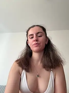Snapshot of starlight_mo chatting on July 6, 3:03 pm starlight mo online show from July 6, 3:03 pm