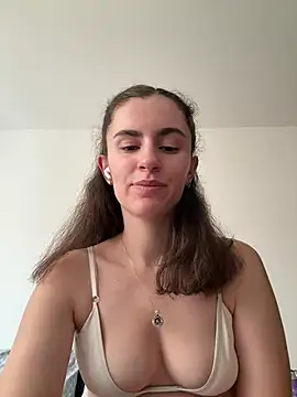 Snapshot of starlight_mo chatting on July 12, 3:14 pm starlight mo online show from July 12, 3:14 pm