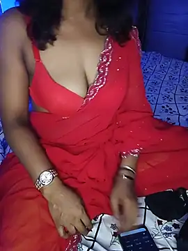 mayakapoor880 online show from May 15, 5:42 pm