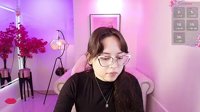 Snapshot of Shady_bug chatting on March 25, 7:42 pm Shady bug online show from March 25, 7:42 pm