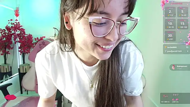 Snapshot of Shady_bug chatting on March 28, 8:19 pm Shady bug online show from March 28, 8:19 pm