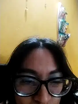 LatinSquirtBaby online show from May 17, 8:16 pm