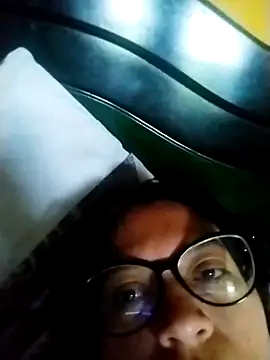 LatinSquirtBaby online show from May 22, 1:39 pm