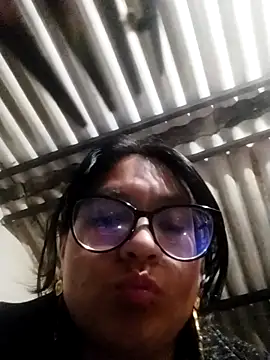 LatinSquirtBaby online show from July 8, 1:54 am