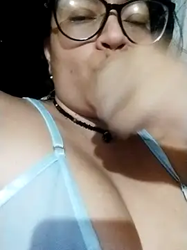 LatinSquirtBaby online show from July 9, 2:04 am