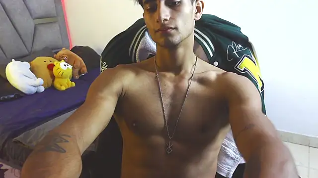 MaxiimoRomano  online show from May 22, 2:55 pm