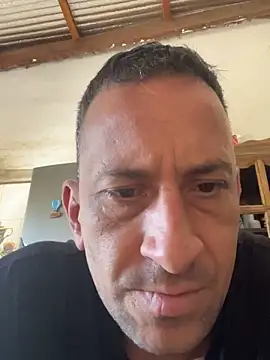 Leon090987 online show from March 22, 1:25 pm