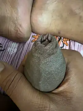 BisexualDaddy30 online show from May 11, 6:41 am