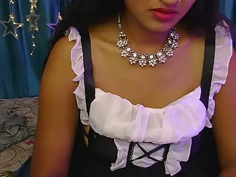 Snapshot of its-Aarushi chatting on April 13, 3:50 pm its-Aarushi online show from April 13, 3:50 pm