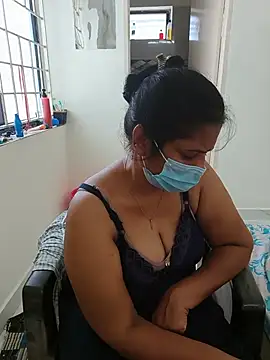 Snapshot of tamil_manjalmaami chatting on June 15, 6:04 am tamil manjalmaami online show from June 15, 6:04 am