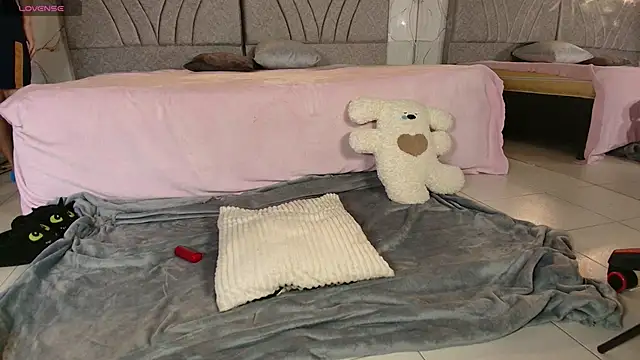 cococumps online show from May 14, 2:02 pm