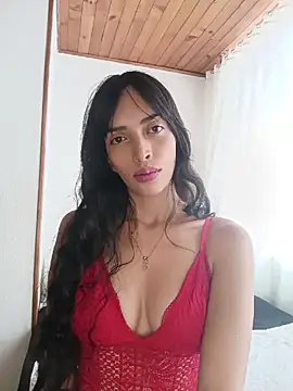 Snapshot of DolceLucie chatting on March 28, 5:12 pm DolceLucie online show from March 28, 5:12 pm