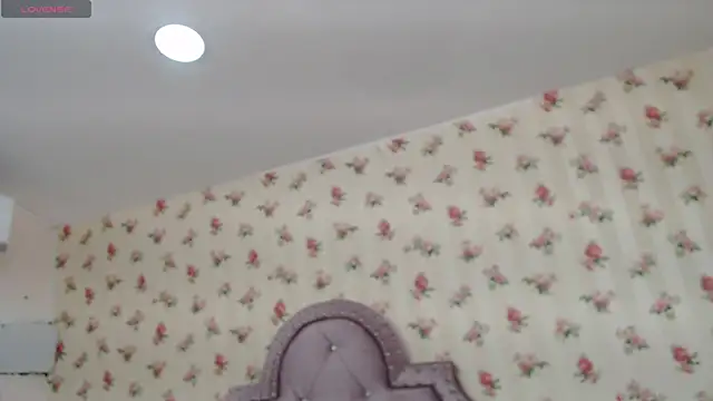 crystal watson0 online show from May 11, 12:55 pm