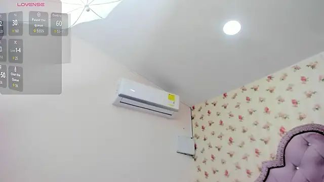 crystal watson0 online show from May 29, 2:04 pm