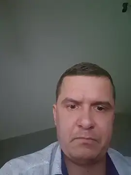 nezinau34 online show from June 15, 6:32 pm