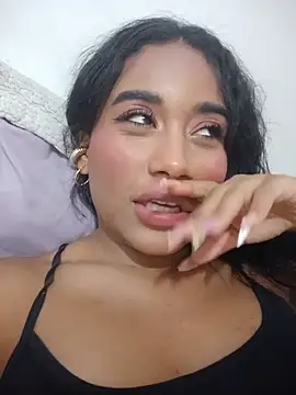 Horny Brunette  online show from May 19, 3:02 am