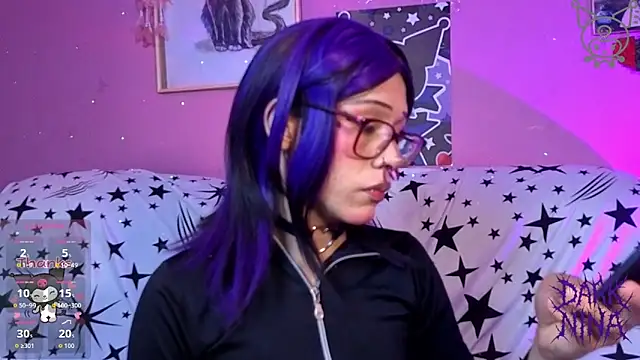 Snapshot of dark_nina__ chatting on May 15, 2:40 am dark nina online show from May 15, 2:40 am