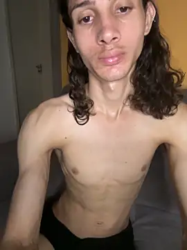 Snapshot of FelipeLipe18 chatting on March 18, 1:53 am FelipeLipe18 online show from March 18, 1:53 am