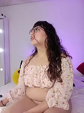 Snapshot of Piafisher_2 chatting on May 4, 1:12 am Piafisher 2 online show from May 4, 1:12 am