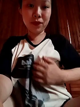 Snapshot of Panda_cutee chatting on April 8, 12:21 am Panda cutee online show from April 8, 12:21 am